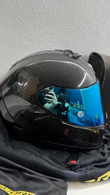 Scorpion exo R1 carbon air maat L- gloss carbon beschikbaar voor biedingen