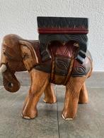 Houten olifant bij zet tafel uniek en afrikaanse man, Antiek en Kunst, Kunst | Beelden en Houtsnijwerken, Ophalen of Verzenden