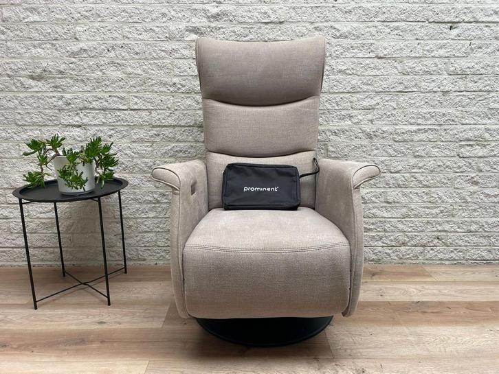 Design Prominent Wilson sta op stoel relax fauteuil Large, Huis en Inrichting, Fauteuils, Zo goed als nieuw, Stof, 50 tot 75 cm