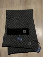 Lvv muts en sjaal, Ophalen of Verzenden, Zo goed als nieuw