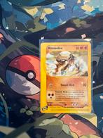 Pokémon kaart Hitmonlee #81 Expedition, Hobby en Vrije tijd, Verzamelkaartspellen | Pokémon, Ophalen of Verzenden, Gebruikt, Losse kaart