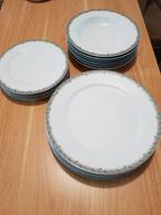 Servies  30 delig.   Merk azberg    zie info, Ophalen, Zo goed als nieuw, Bord(en), Overige stijlen