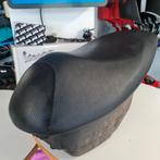 Sym jet 4 buddyseat zadel compleet zwart nette staat, Fietsen en Brommers, Brommeronderdelen | Scooters, Gebruikt, SYM, NL, Sym