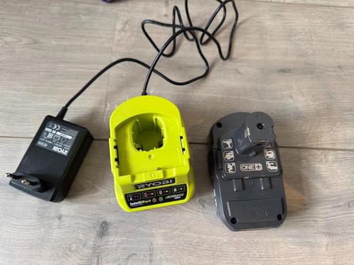 Ryobi RC18120 lader en 2Ah accu set, Doe-het-zelf en Verbouw, Gereedschap | Machine-onderdelen en Toebehoren, Gebruikt, Ophalen of Verzenden