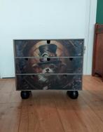 Moppe kastje, Ophalen