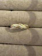 14 karaat gouden ring met diamant, Ophalen of Verzenden, Dame, Goud, Kleiner dan 17