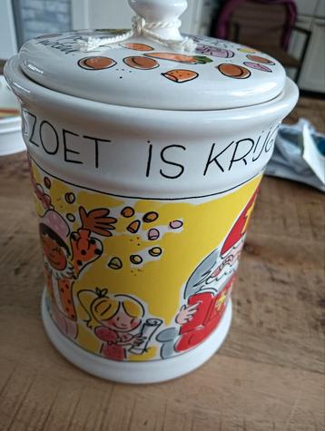 Blond Amsterdam Pepernoten Pot beschikbaar voor biedingen