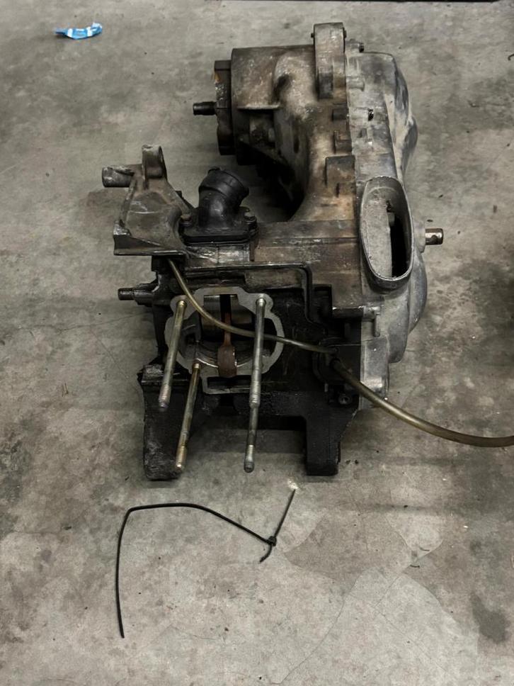 Piaggio skipper LX 125cc motor blok AC zip SP onderdelen, Motoren, Tuning en Styling, Ophalen of Verzenden