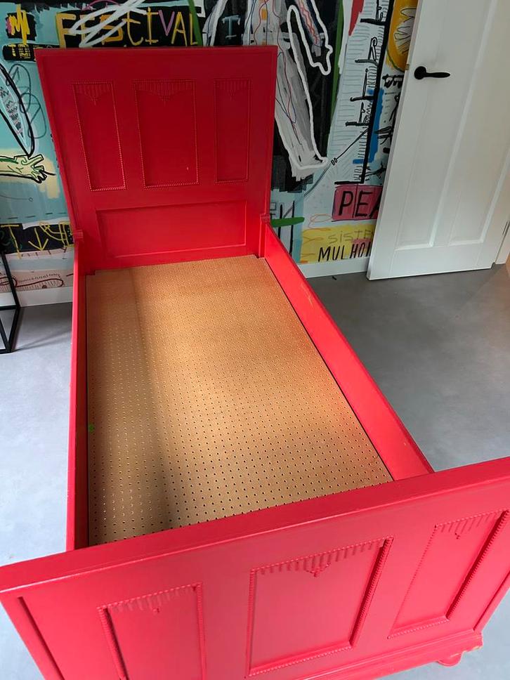 Leuk eenpersoonsbed voor kinderkamer, Huis en Inrichting, Slaapkamer | Bedden, Gebruikt, Eenpersoons, 90 cm, 190 cm of minder