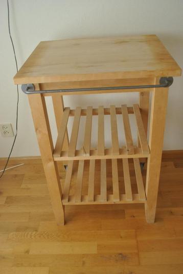 Keukentrolley, hout beschikbaar voor biedingen
