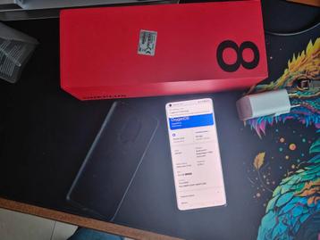OnePlus 8 Pro ultramarine Blue (12Gb Ram, 256 GB ROM) beschikbaar voor biedingen