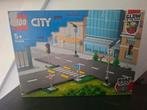 LEGO City Wegplaten - Nieuw in doos!, Kinderen en Baby's, Speelgoed | Duplo en Lego, Ophalen of Verzenden, Nieuw, Complete set