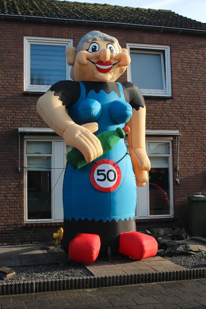 Sarah, Hobby en Vrije tijd, Feestartikelen | Verhuur, Abraham of Sarah, Ophalen