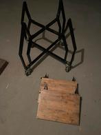 Grill guru large onderstel met zijplankjes, Tuin en Terras, Barbecue-accessoires, Ophalen, Zo goed als nieuw