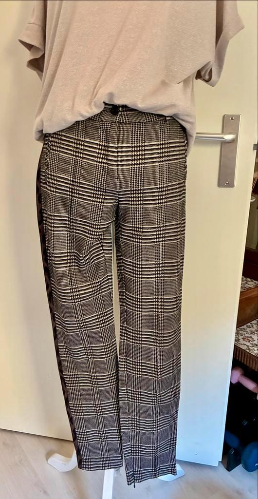 Cambio Broek Maat 40 met Bies, Kleding | Dames, Broeken en Pantalons, Zo goed als nieuw, Maat 38/40 (M), Zwart, Lang, Ophalen of Verzenden