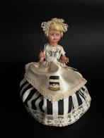 antiek oud popje souvenir Blankenberge, Ophalen of Verzenden, Gebruikt