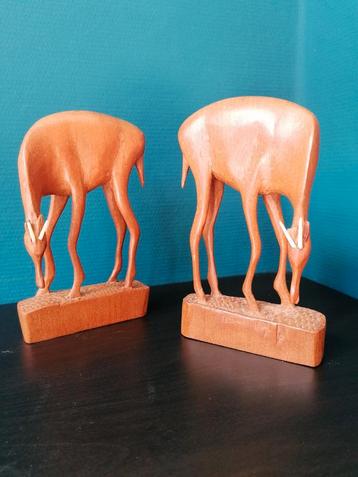 2 houten hertjes. Scandinavisch jaren 60. beschikbaar voor biedingen