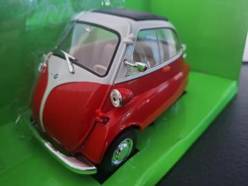 BMW Isetta Schaal 1:18  beschikbaar voor biedingen