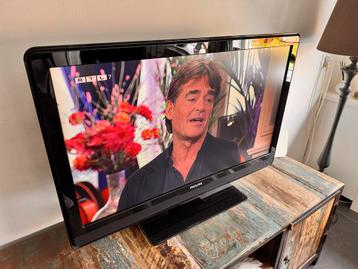 Philips 42inch 107cm televisie beschikbaar voor biedingen