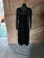 Zwarte velvet lange jurk  zwangerschapsjurk mt 36 H&M, Gedragen, H&M, Ophalen of Verzenden, Onder de knie