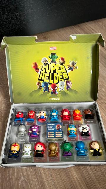 Plus marvel super helden beschikbaar voor biedingen