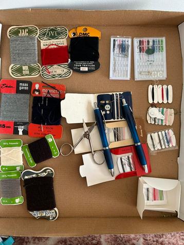 Etuitjes, Maasgaren, schaar, draaddoorhaler… beschikbaar voor biedingen