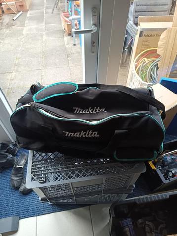 gereedschap tas makita beschikbaar voor biedingen
