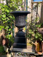 Gietijzeren tuinvaas bloempot op console sokkel zuil, Ophalen, Zo goed als nieuw