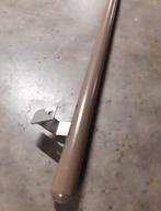 Te koop: 2x trapleuningen, hardhout, rond, in kleur, Doe-het-zelf en Verbouw, Hout en Planken, Ophalen, 25 tot 50 mm, Overige typen