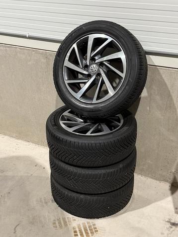 All season banden + velgen  Golf 7/7.5 205/55/16 Hankook beschikbaar voor biedingen