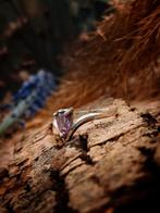 Handgemaakte zilveren ring met alexandriet, Nieuw, Ophalen of Verzenden, 17 tot 18, Met edelsteen