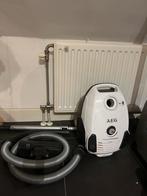 AEG Stofzuiger - Powerforce, Witgoed en Apparatuur, Stofzuigers, Stofzak, Gebruikt, Stofzuiger, Ophalen of Verzenden