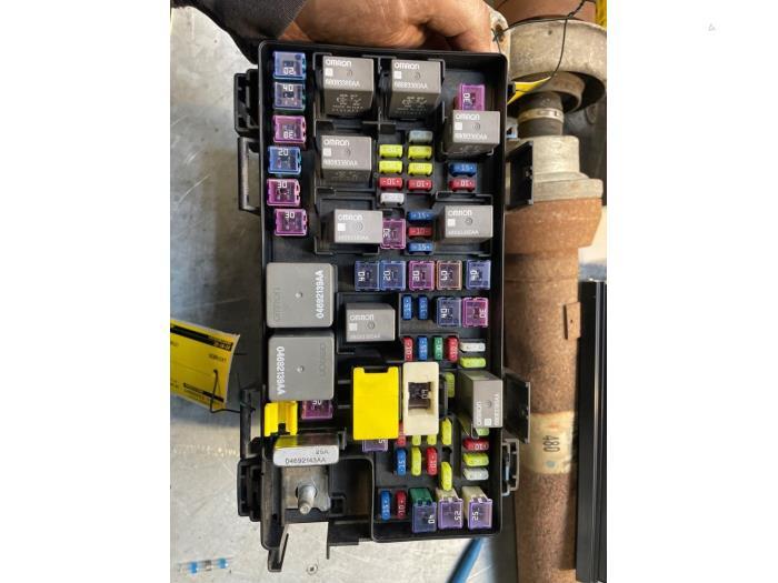 Zekeringkast van een Jeep Grand Cherokee, Ophalen of Verzenden, 3 maanden garantie, Gebruikt, Jeep