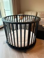 Ronde Zwarte Babybox op Wielen - Zo Goed Als Nieuw, Kinderen en Baby's, Boxen, Ophalen, Zo goed als nieuw, Rond, Wieltjes