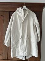 Korte Regenjas - Stijlvol en Praktisch!, Ophalen of Verzenden, Zo goed als nieuw, Maat 38/40 (M), Beige