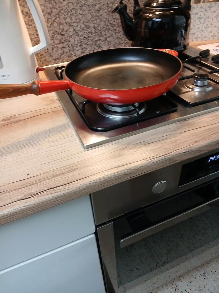 Le Creuset Koekenpan - Topkwaliteit!, Huis en Inrichting, Keuken | Potten en Pannen, Gebruikt, Koekenpan of Braadpan, Gietijzer