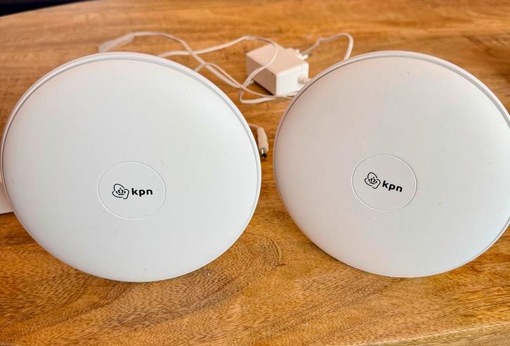 Twee KPN super WiFi (Mesh), Computers en Software, WiFi-versterkers, Zo goed als nieuw, Ophalen of Verzenden