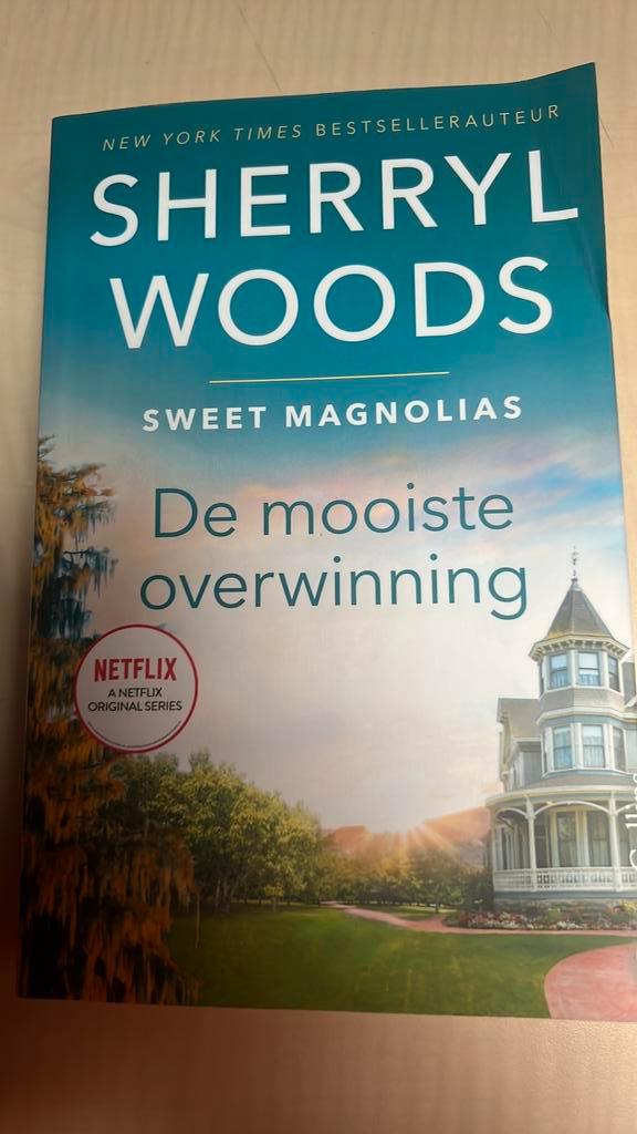 Sherryl Woods - Haar grootste verlangen/De mooiste overwin., Boeken, Literatuur, Zo goed als nieuw, Ophalen of Verzenden