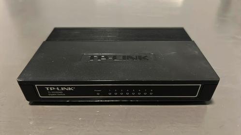 2x TP-Link TL-SG1008D Gigabit Switch – 8 poorten, Computers en Software, Netwerk switches, Zo goed als nieuw, Ophalen of Verzenden