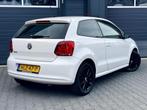 Volkswagen Polo 1.2 STYLE *BLACK&WHITE*MULTIMEDIA, Auto's, Volkswagen, Voorwielaandrijving, Euro 5, Gebruikt, 60 pk