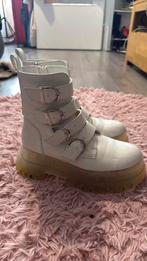 Bershka shoes, Ophalen, Zo goed als nieuw, Sneakers of Gympen