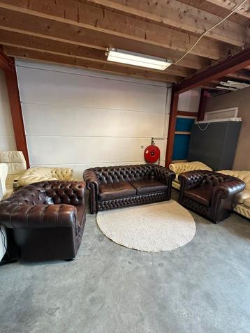 Bruine chesterfield bankstel set 3 1 1 zits bank fauteuils beschikbaar voor biedingen