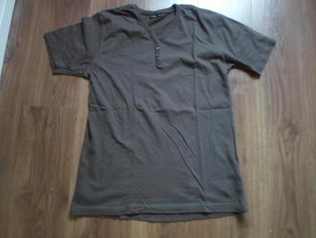 t-shirt (LIV) beschikbaar voor biedingen