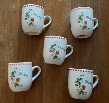 5 mokjes van Jet Versteege, Strawberry, World of Jet zgn beschikbaar voor biedingen