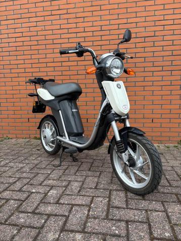 Yamaha | ED06 | Elektrisch beschikbaar voor biedingen