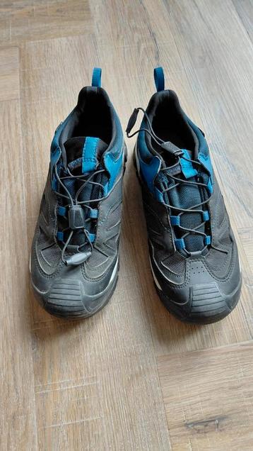 Quescha wandelschoenen blauw 37 beschikbaar voor biedingen