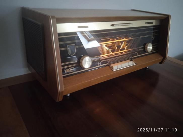 Werkende Philips sterio radio uit 1962 incl (garatie)bewijs!, Antiek en Kunst, Antiek | Tv's en Audio, Ophalen