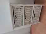 Te koop kastje met rotan 3 latjes, Huis en Inrichting, Kasten | Dressoirs, Ophalen of Verzenden, Gebruikt, 25 tot 50 cm, Minder dan 50 cm