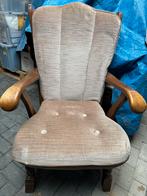 Fauteuil met Houten Armleuningen gratis afhalen, Ophalen, Gebruikt, Bruin, Eén