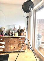 OUDE CREMER TONEELSPOT OP STATIEF, Ophalen, Gebruikt